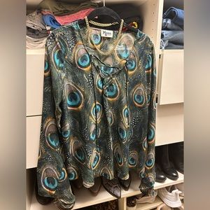 Show me your Mumu peacock Zuko top Medium